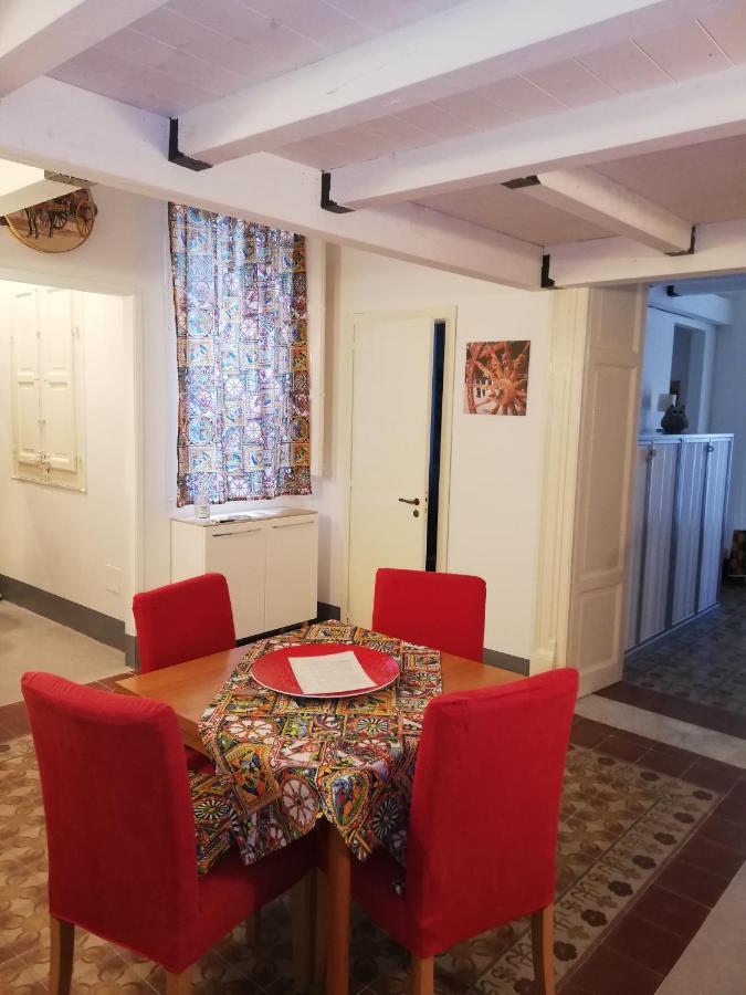 Il Posto Giusto Station Rooms Palermo Exteriér fotografie