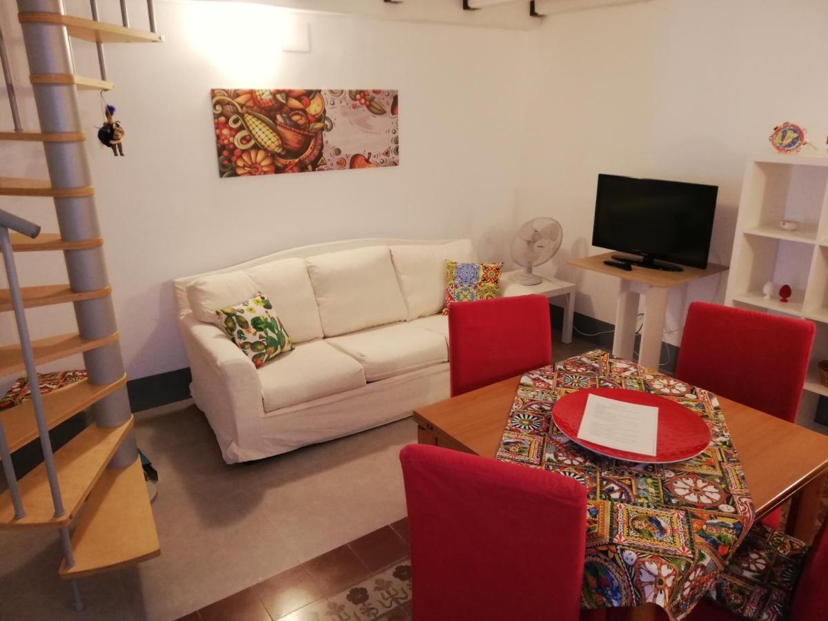 Il Posto Giusto Station Rooms Palermo Exteriér fotografie